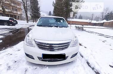 Хэтчбек Nissan TIIDA 2010 в Киеве