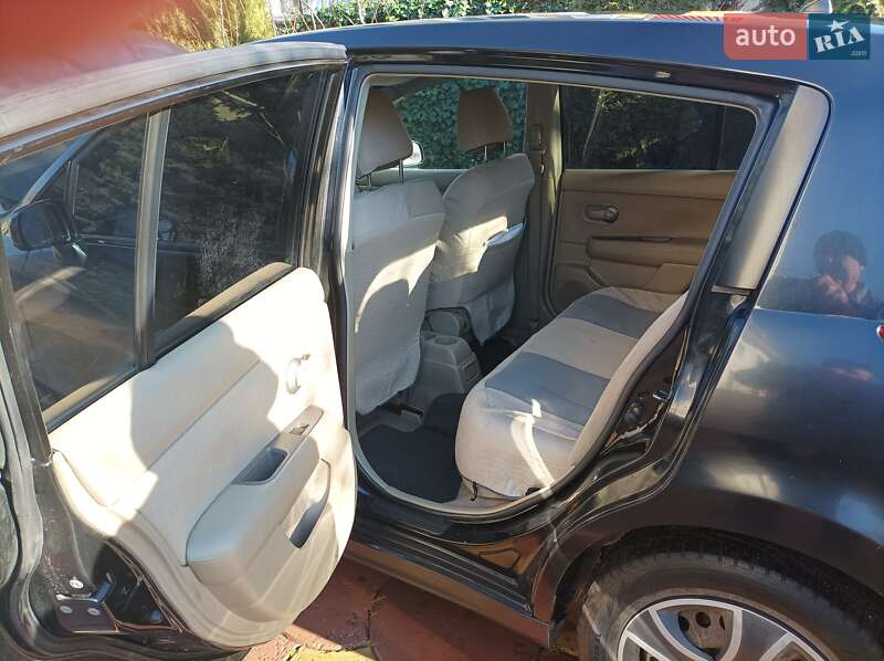Хетчбек Nissan TIIDA 2007 в Одесі