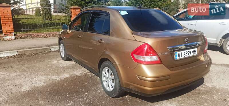 Седан Nissan TIIDA 2007 в Києві