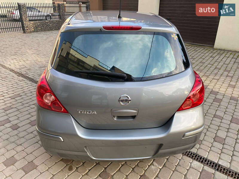 Хэтчбек Nissan TIIDA 2011 в Коломые