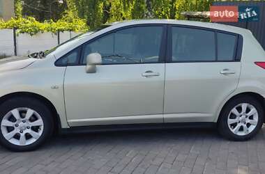 Хэтчбек Nissan TIIDA 2008 в 