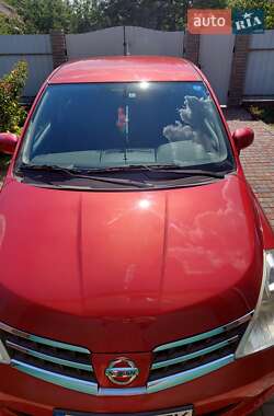 Хетчбек Nissan TIIDA 2012 в Ніжині