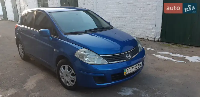 Nissan TIIDA