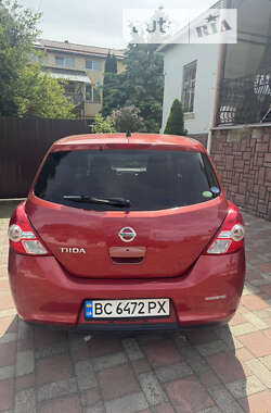 Хэтчбек Nissan TIIDA 2012 в Львове