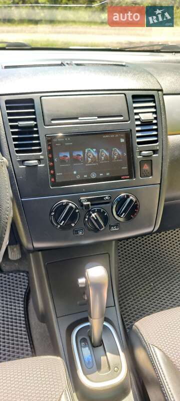 Хетчбек Nissan TIIDA 2008 в Ладижині