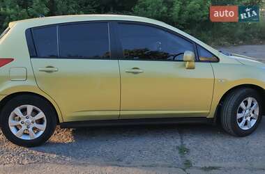 Хетчбек Nissan TIIDA 2008 в Ладижині