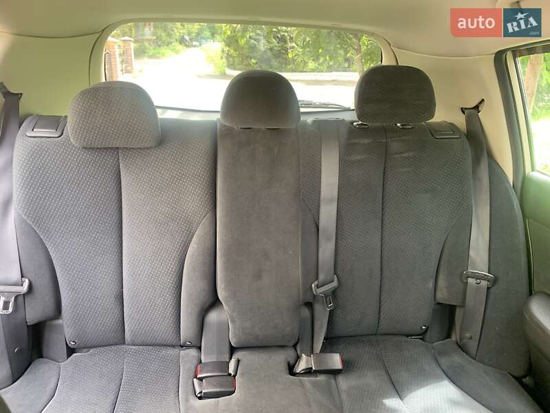 Хетчбек Nissan TIIDA 2010 в Шептицькому