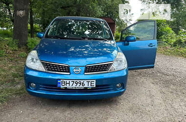 Хетчбек Nissan TIIDA 2008 в Подільську