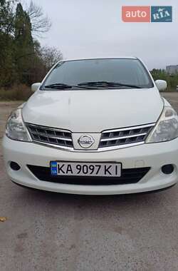 Хэтчбек Nissan TIIDA 2012 в 