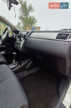 Хэтчбек Nissan TIIDA 2012 в 