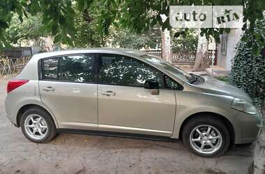 Хетчбек Nissan TIIDA 2007 в Роздільній