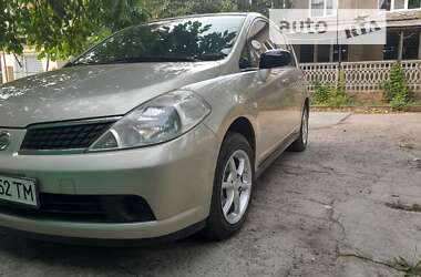 Хетчбек Nissan TIIDA 2007 в Роздільній