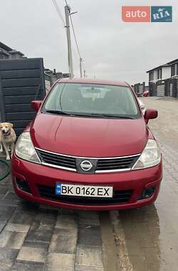 Хетчбек Nissan TIIDA 2008 в Рівному