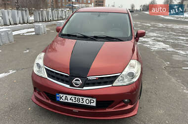 Хетчбек Nissan TIIDA 2011 в Вишгороді