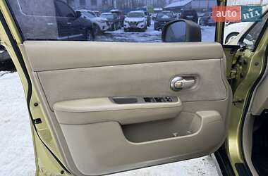 Хетчбек Nissan TIIDA 2008 в Вінниці