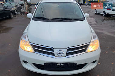 Седан Nissan TIIDA 2012 в Києві