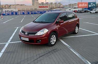 Хетчбек Nissan TIIDA 2007 в Одесі