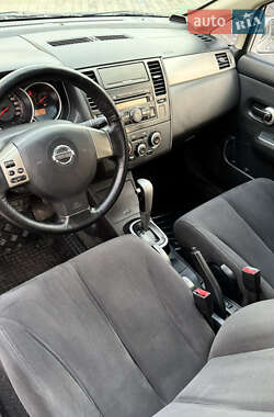 Хэтчбек Nissan TIIDA 2007 в Одессе