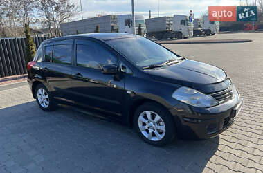 Хэтчбек Nissan TIIDA 2011 в Одессе