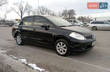 Седан Nissan TIIDA 2007 в Киеве