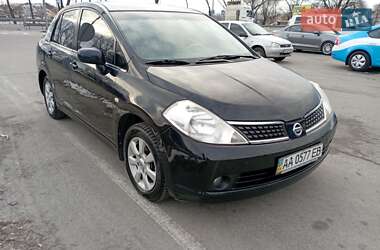 Седан Nissan TIIDA 2007 в Киеве