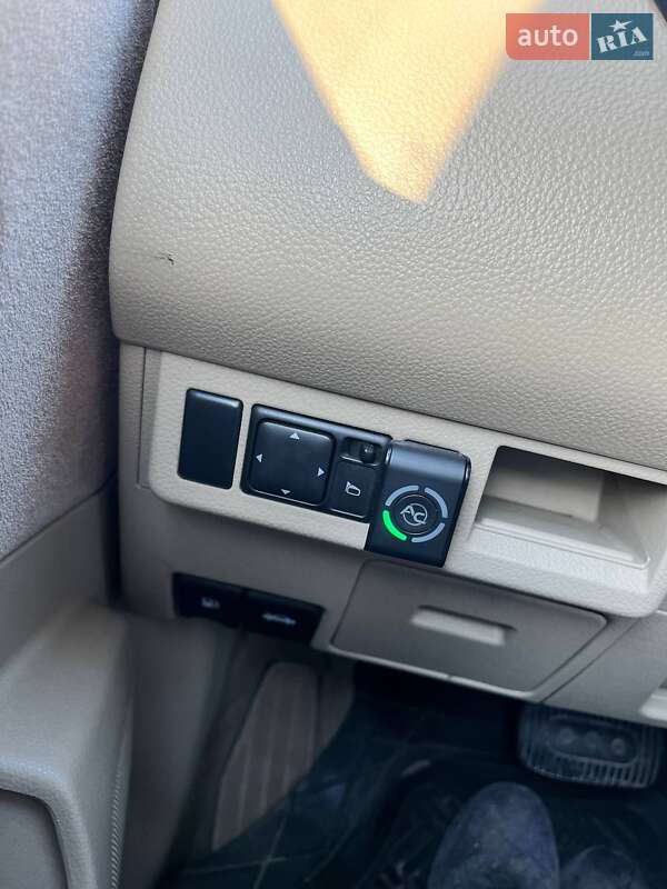 Седан Nissan TIIDA 2008 в Запоріжжі