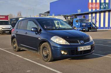 Хэтчбек Nissan TIIDA 2007 в Ровно