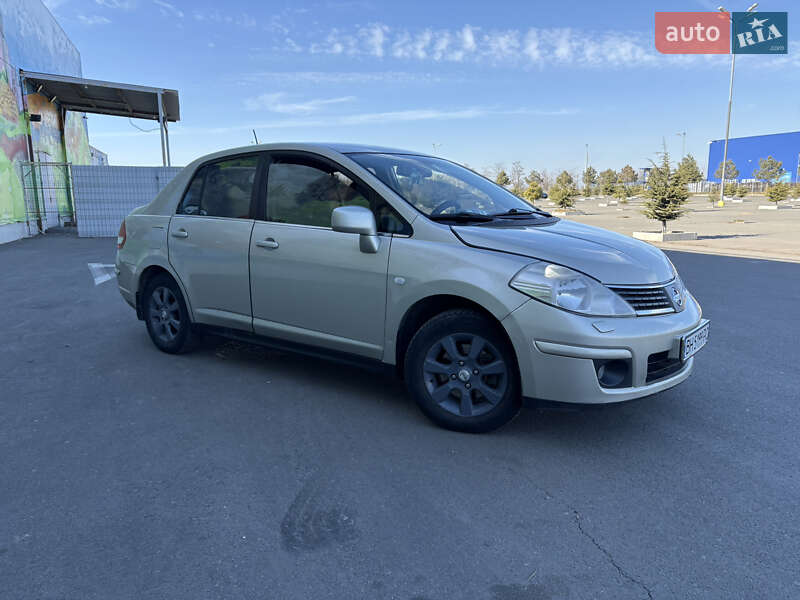 Седан Nissan TIIDA 2007 в Одессе