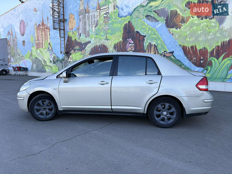 Седан Nissan TIIDA 2007 в Одессе
