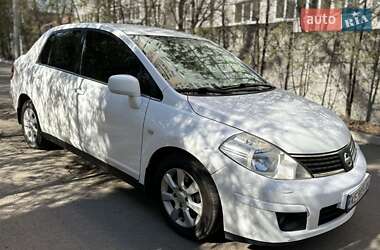 Седан Nissan TIIDA 2008 в Днепре