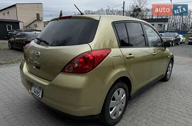 Хетчбек Nissan TIIDA 2008 в 