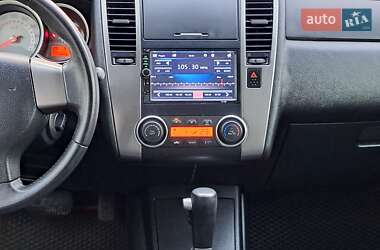 Хэтчбек Nissan TIIDA 2012 в 