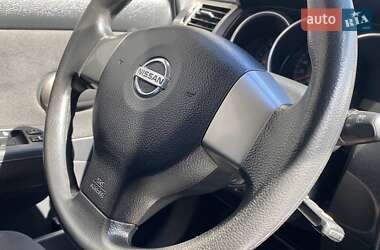 Хетчбек Nissan TIIDA 2008 в 