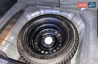 Хетчбек Nissan TIIDA 2008 в 