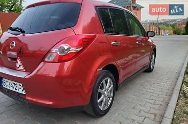 Хэтчбек Nissan TIIDA 2012 в 