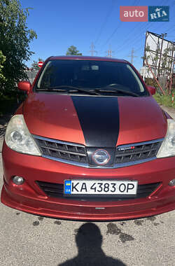 Хетчбек Nissan TIIDA 2011 в Києві