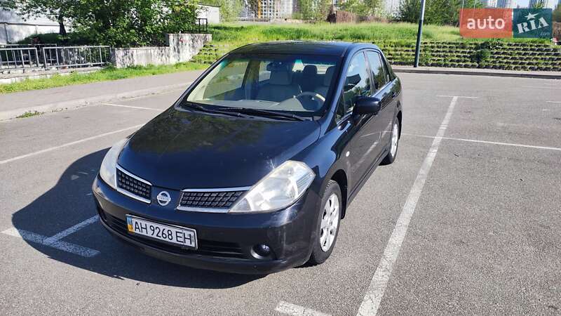 Седан Nissan TIIDA 2008 в Києві