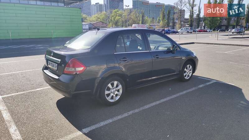 Седан Nissan TIIDA 2008 в Києві