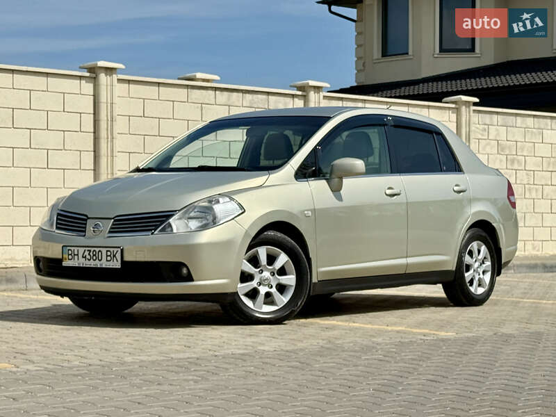 Седан Nissan TIIDA 2007 в Одесі