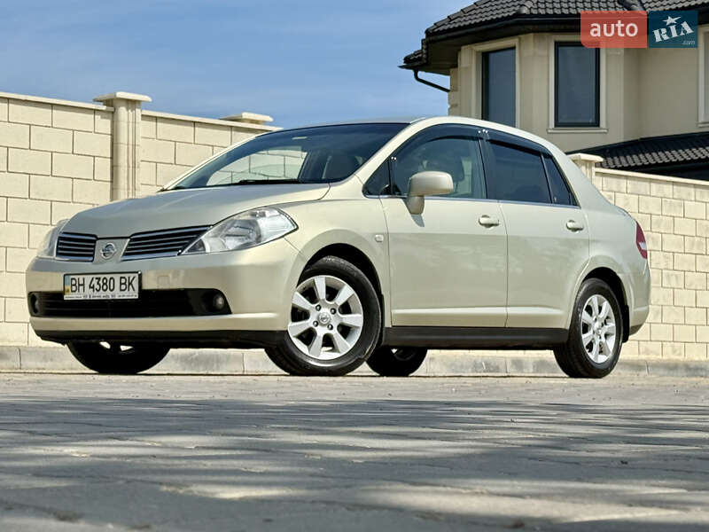 Седан Nissan TIIDA 2007 в Одесі