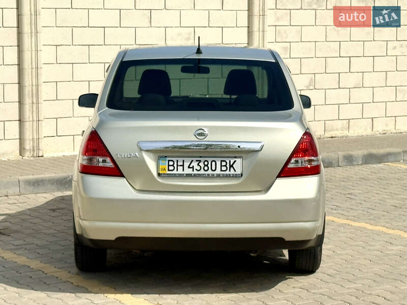 Седан Nissan TIIDA 2007 в Одесі
