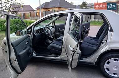 Хетчбек Nissan TIIDA 2008 в 