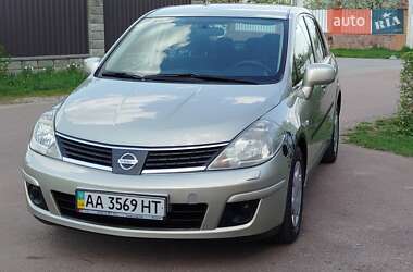 Хетчбек Nissan TIIDA 2008 в 