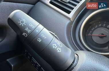Седан Nissan TIIDA 2008 в 