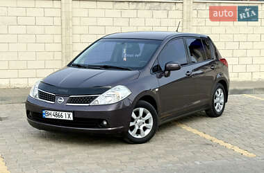 Хэтчбек Nissan TIIDA 2008 в Одессе