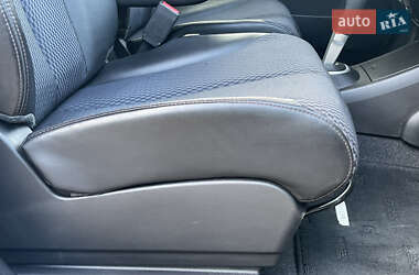 Хетчбек Nissan TIIDA 2011 в 
