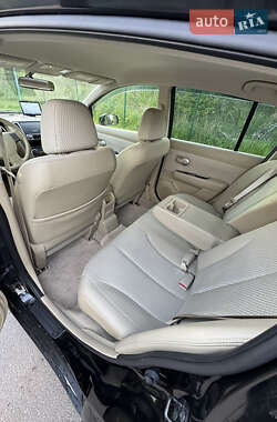Хэтчбек Nissan TIIDA 2012 в 