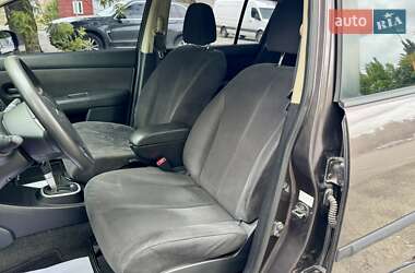 Хэтчбек Nissan TIIDA 2008 в 