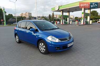 Хетчбек Nissan TIIDA 2007 в 