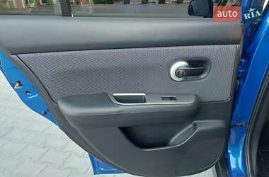 Хетчбек Nissan TIIDA 2007 в 